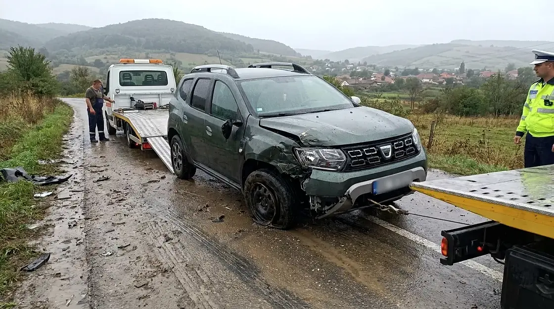 Serviciu de tractare auto Top Lac Service în București